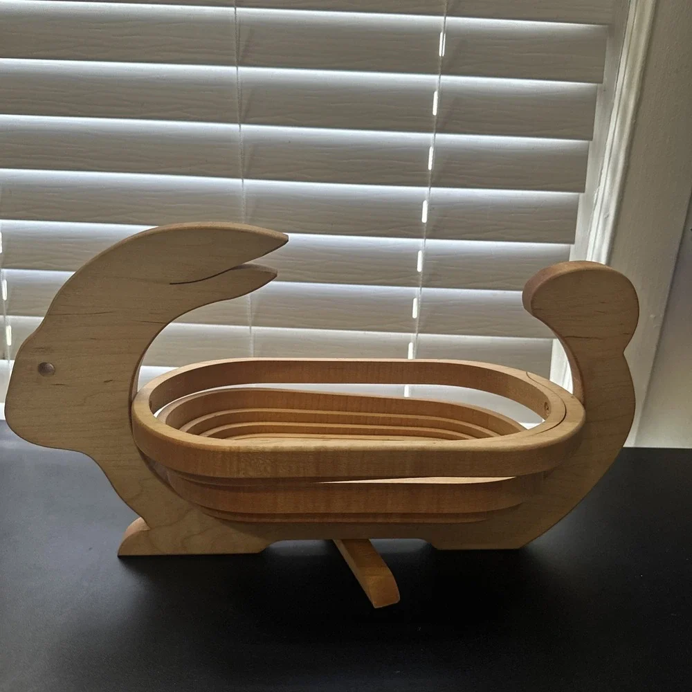 Vintage Telescoping Collapsible‎ Wood Bunny Rabbit Basket Cottage Granny Core